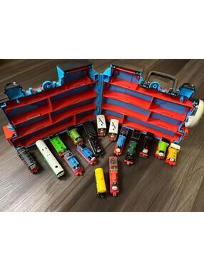 Vintage 90’s Ertl Thomas The Train Engine & Friends Diecast Trains Storage Case